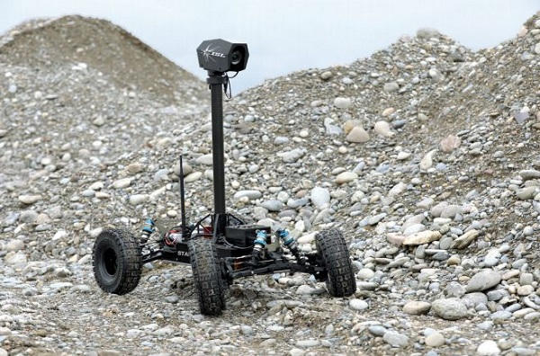 L’armée française s’intéresse à Stamina, un robot autonome capable de suivre un itinéraire sans GPS